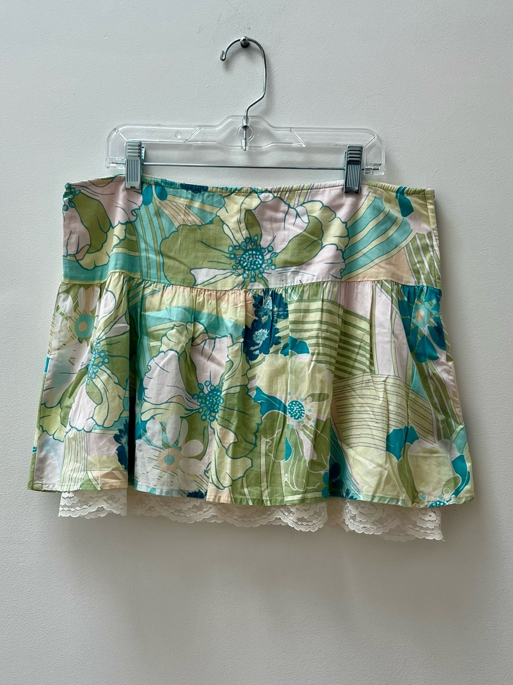 Vintage Floral Tiered Mini Skirt in Light Green and Teal